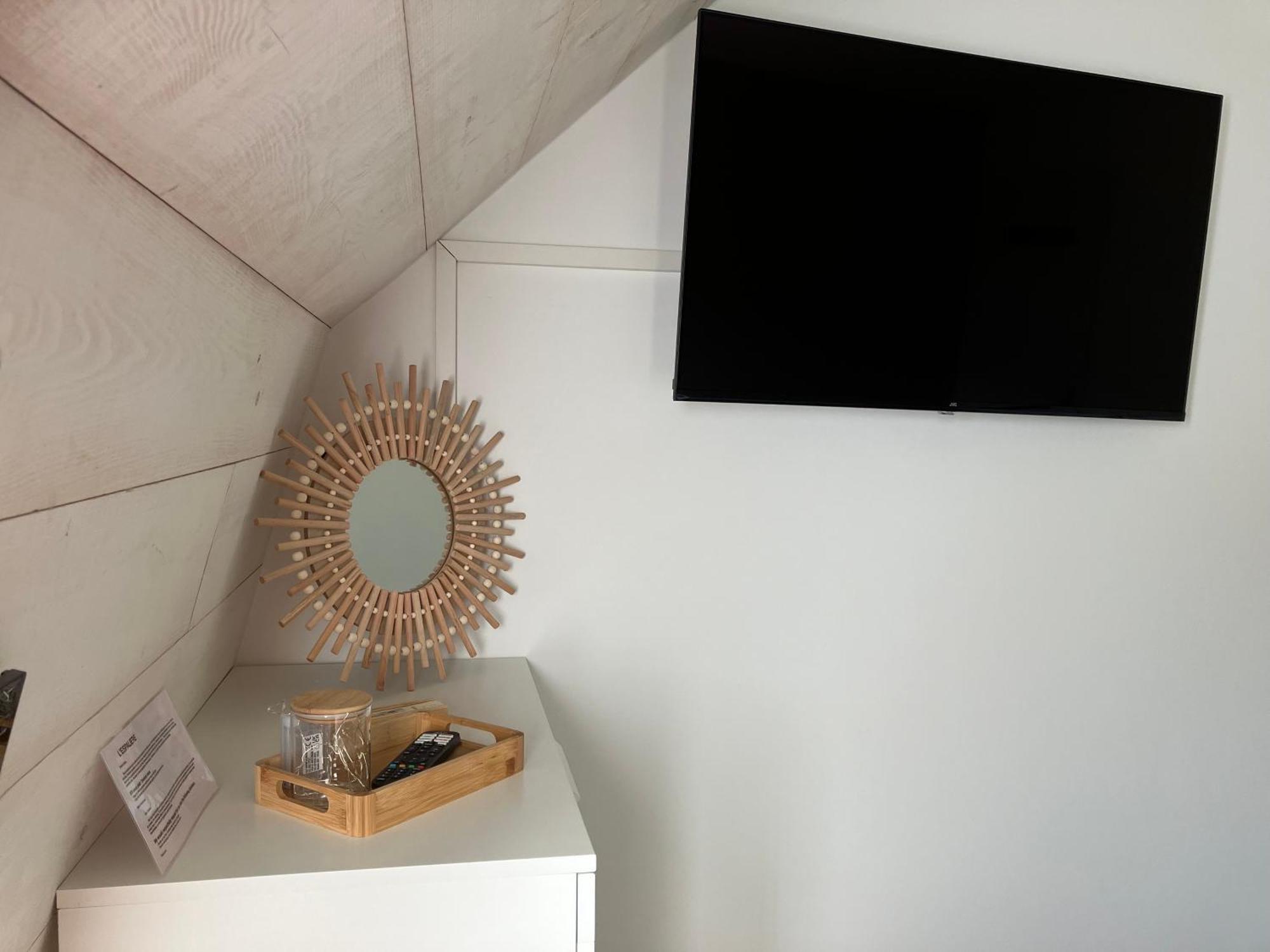 La Gentiane Bed & Breakfast Le Falgoux Bagian luar foto